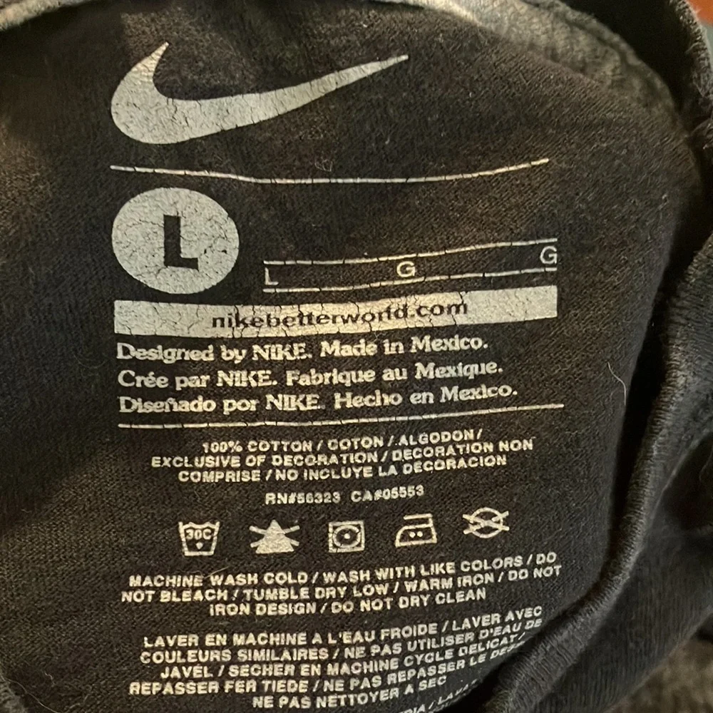 🎉4 for $20 Nike Long Sleeve Tee, Boys Large
